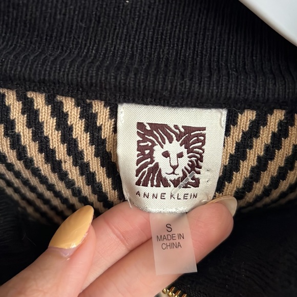 Anne Klein tan and brown zip up jacket - Picture 5 of 6